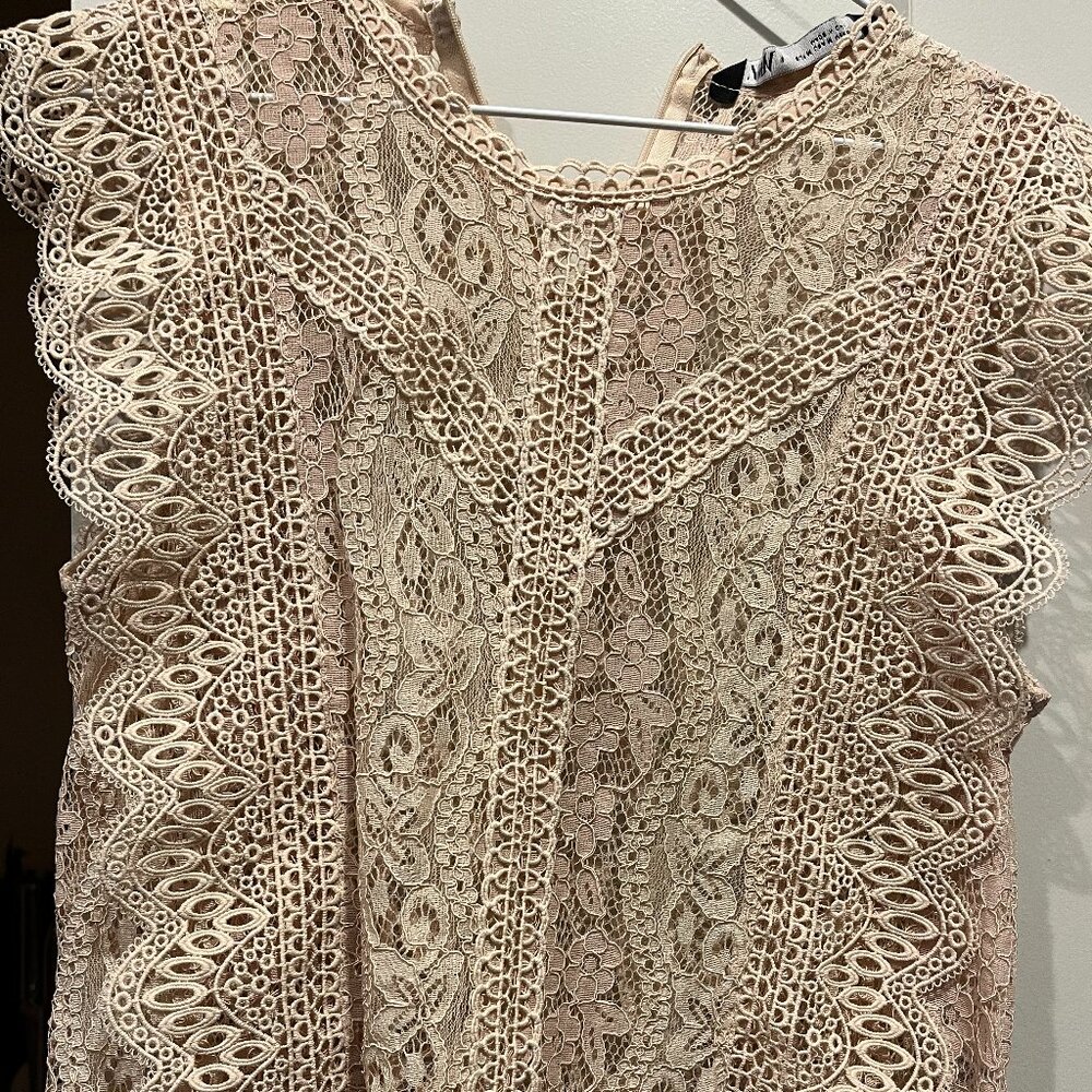 Wow - Zara Lace Overlay